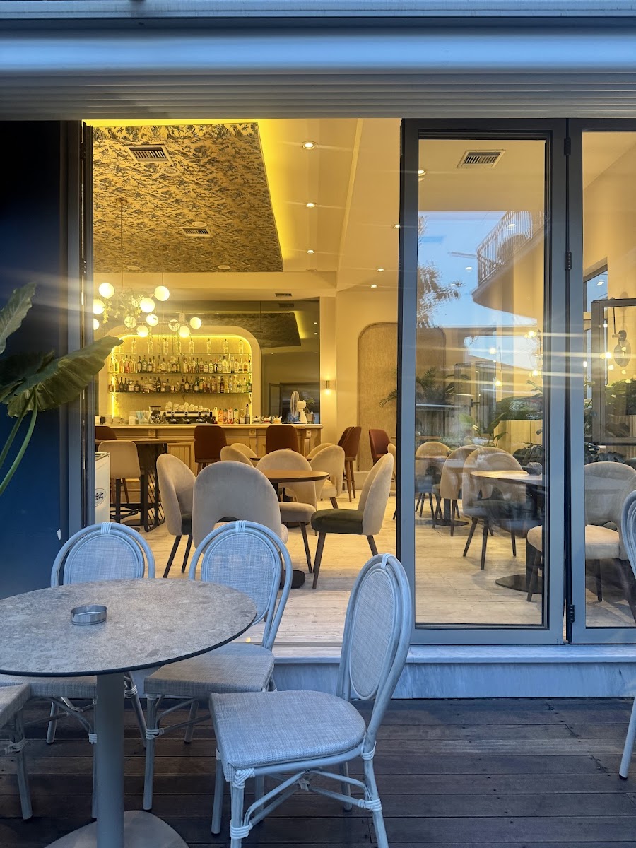 Entexno Café Bistró